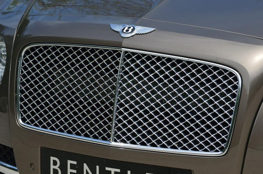 Детали экстерьера Bentley Flying Spur 2014 года  (фото 56 из 63)